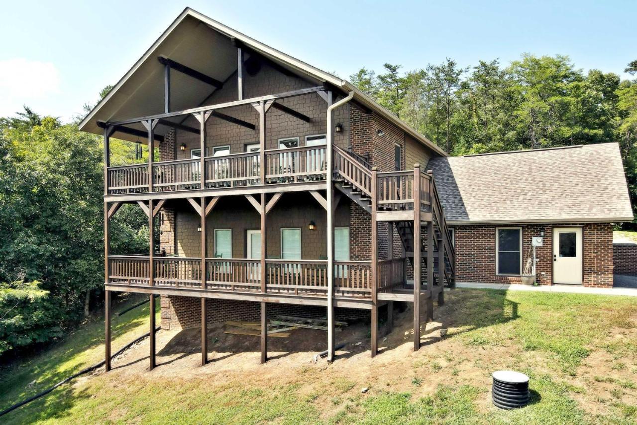 Pet-Friendly Smoky Mountain Retreat With Game Room! Sevierville Ngoại thất bức ảnh