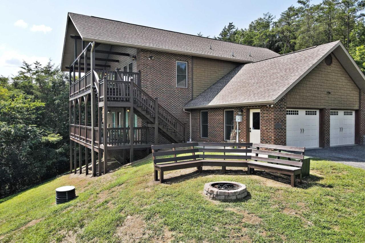 Pet-Friendly Smoky Mountain Retreat With Game Room! Sevierville Ngoại thất bức ảnh